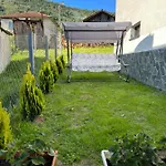 Guest house 