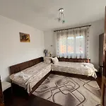 Guest house 