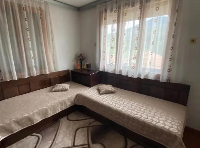 домът на краси Къща за гости Ягодина